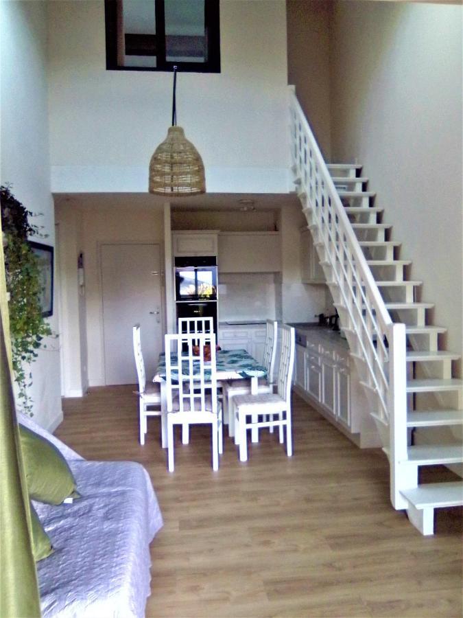 La Terrasse Des Golfs, Duplex Climatise, 2 Sdb, Garage, Calme Et Verdure Saint-Raphaël Dış mekan fotoğraf